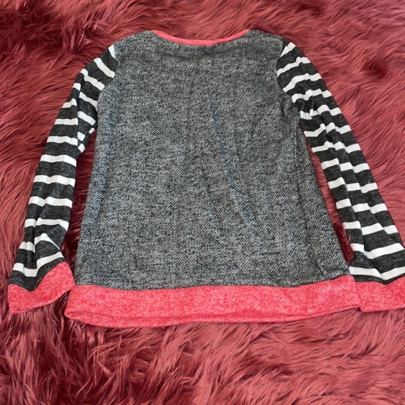 NWOT! Girls P.S. Kate Long Sleeve Lightweight Sweater - Picture 3 of 3